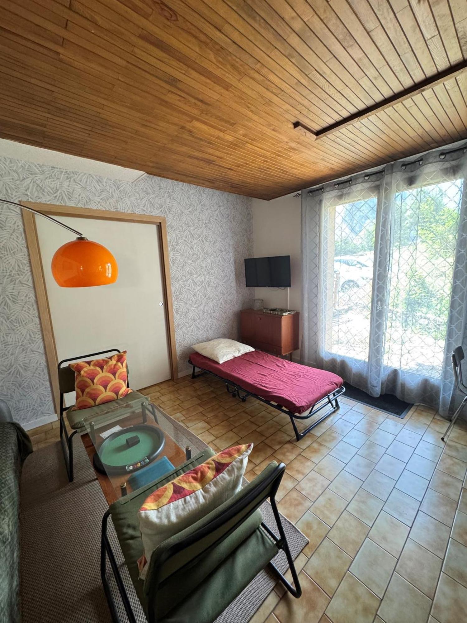 Venosc-Les 2 Alpes , Rez De Jardin Apartment Exterior photo